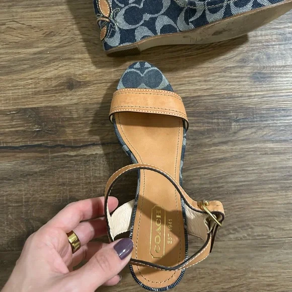 Women’s Coach Tan and Blue Wedge Sandals- size 8 - Picture 4 of 9